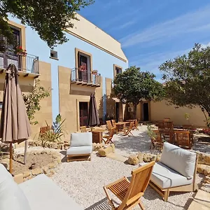 villa-amoroso-ospitalita-mediterranea.sicilyhotelsitaly.net/